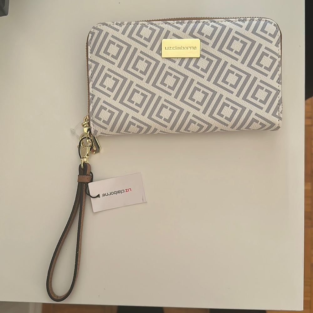 Liz Claiborne keychain wallet